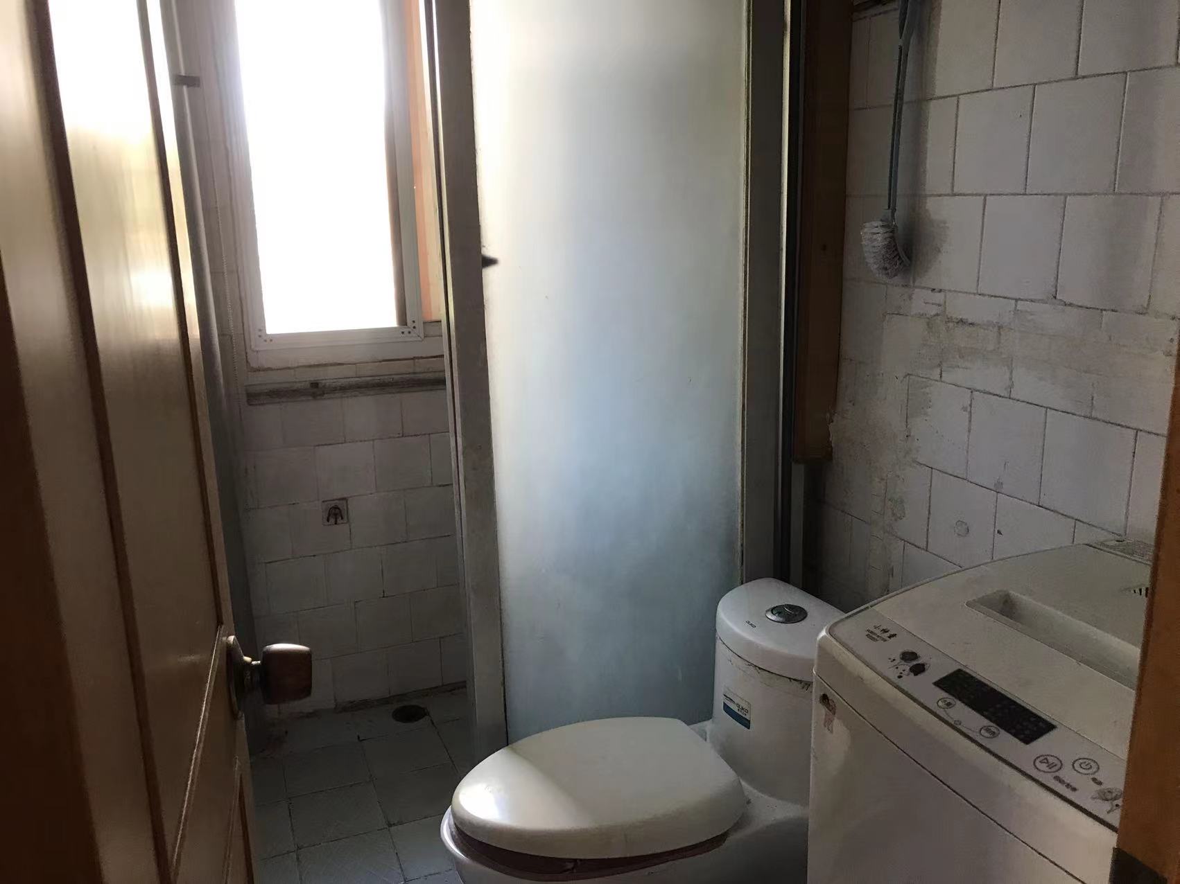虹桥西村 2室1厅1卫 62m&sup2;