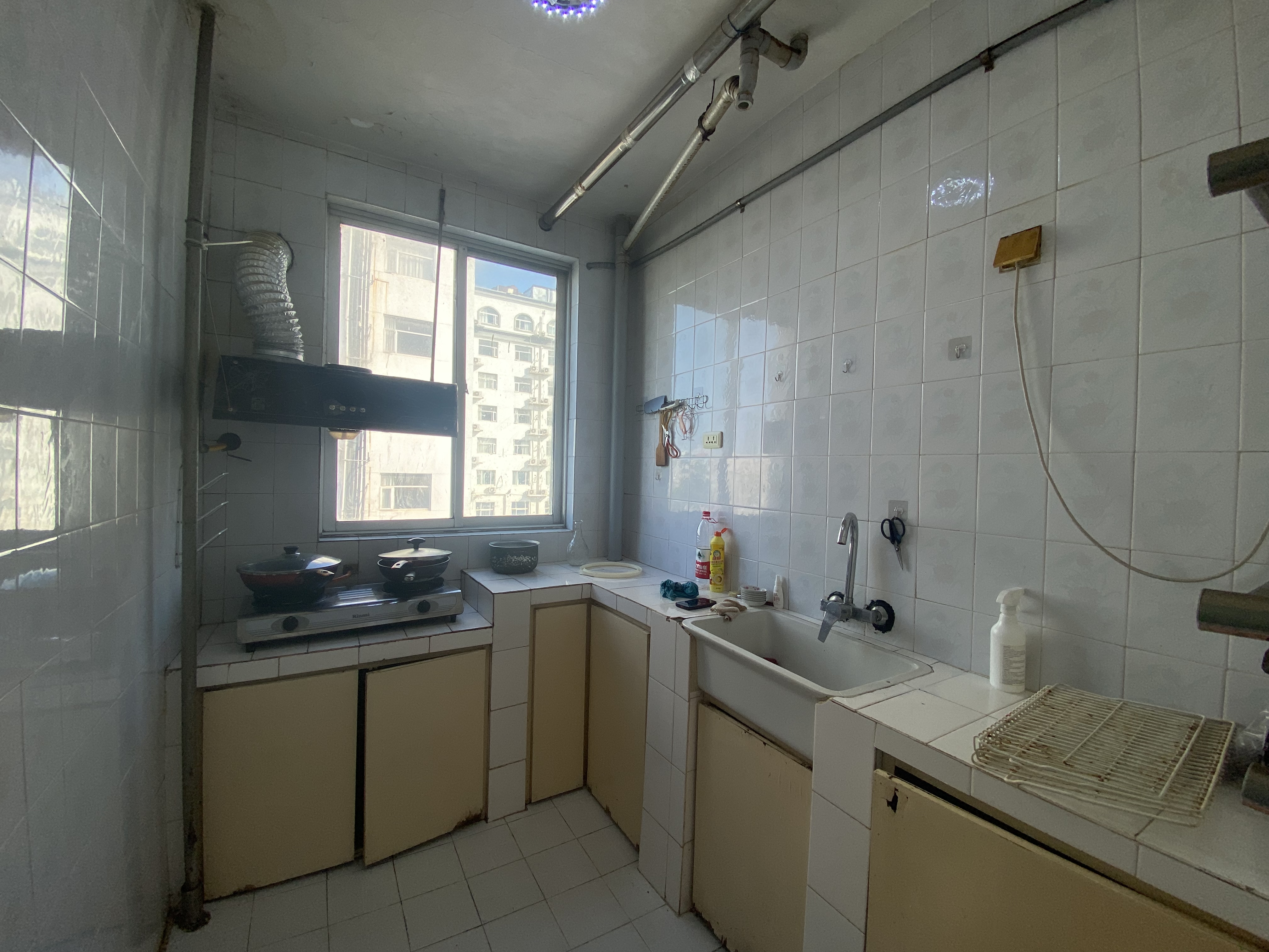 易家桥新村 2室1厅1卫 70.00m&sup2;
