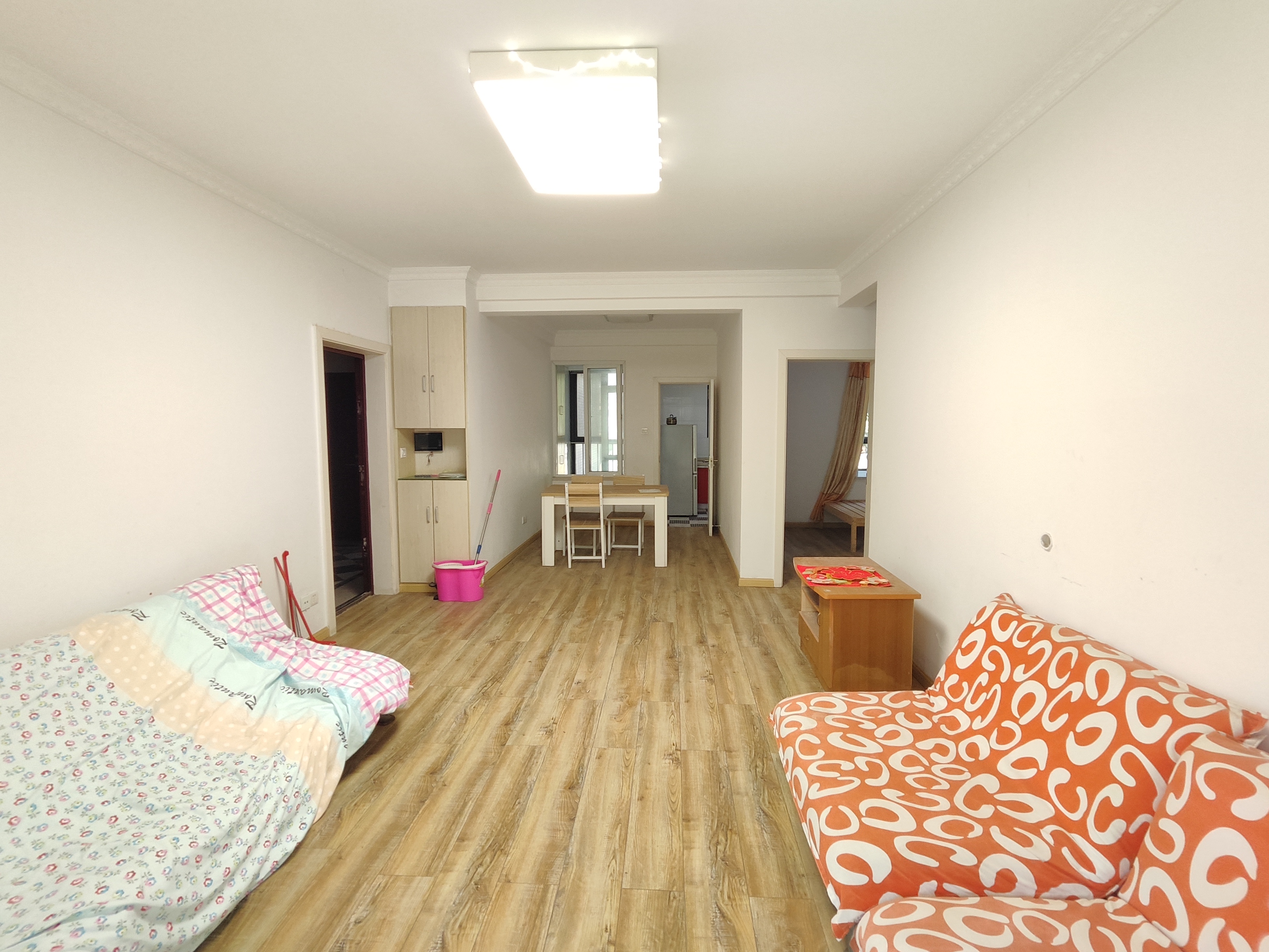 中港城 2室2厅1卫 89m&sup2;