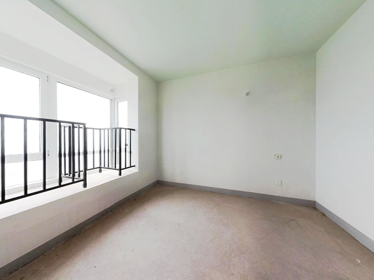 金科廊桥水岸 3室2厅2卫 129m&sup2;
