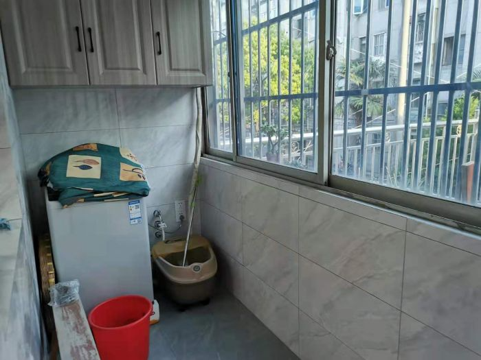 虹桥南村 2室1厅1卫 53.2m&sup2;