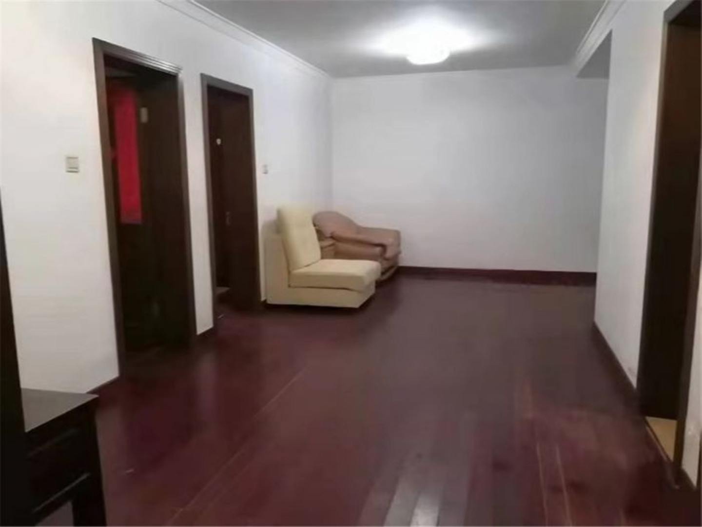 外滩小区 2室1厅1卫 95m²