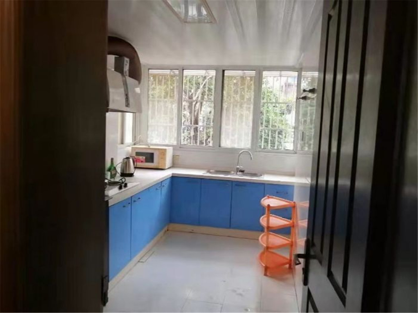外滩小区 2室1厅1卫 95m&sup2;