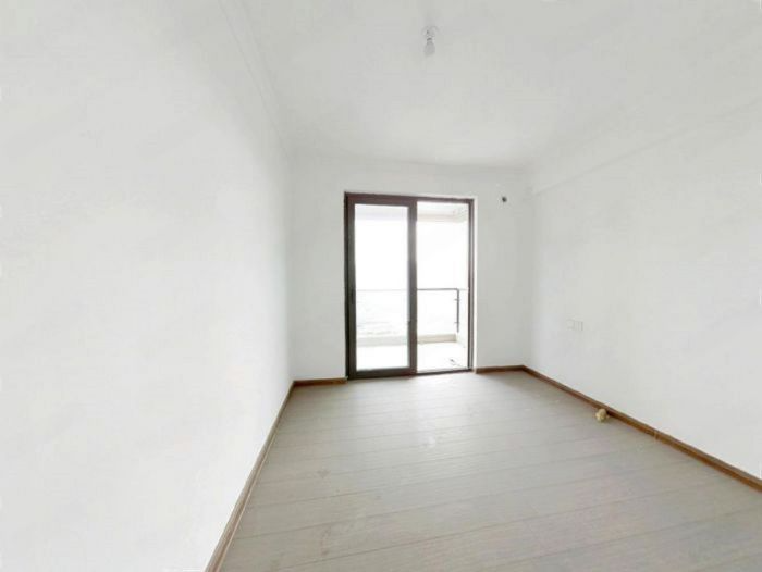 碧桂园时代悦城 4室2厅2卫 140m²