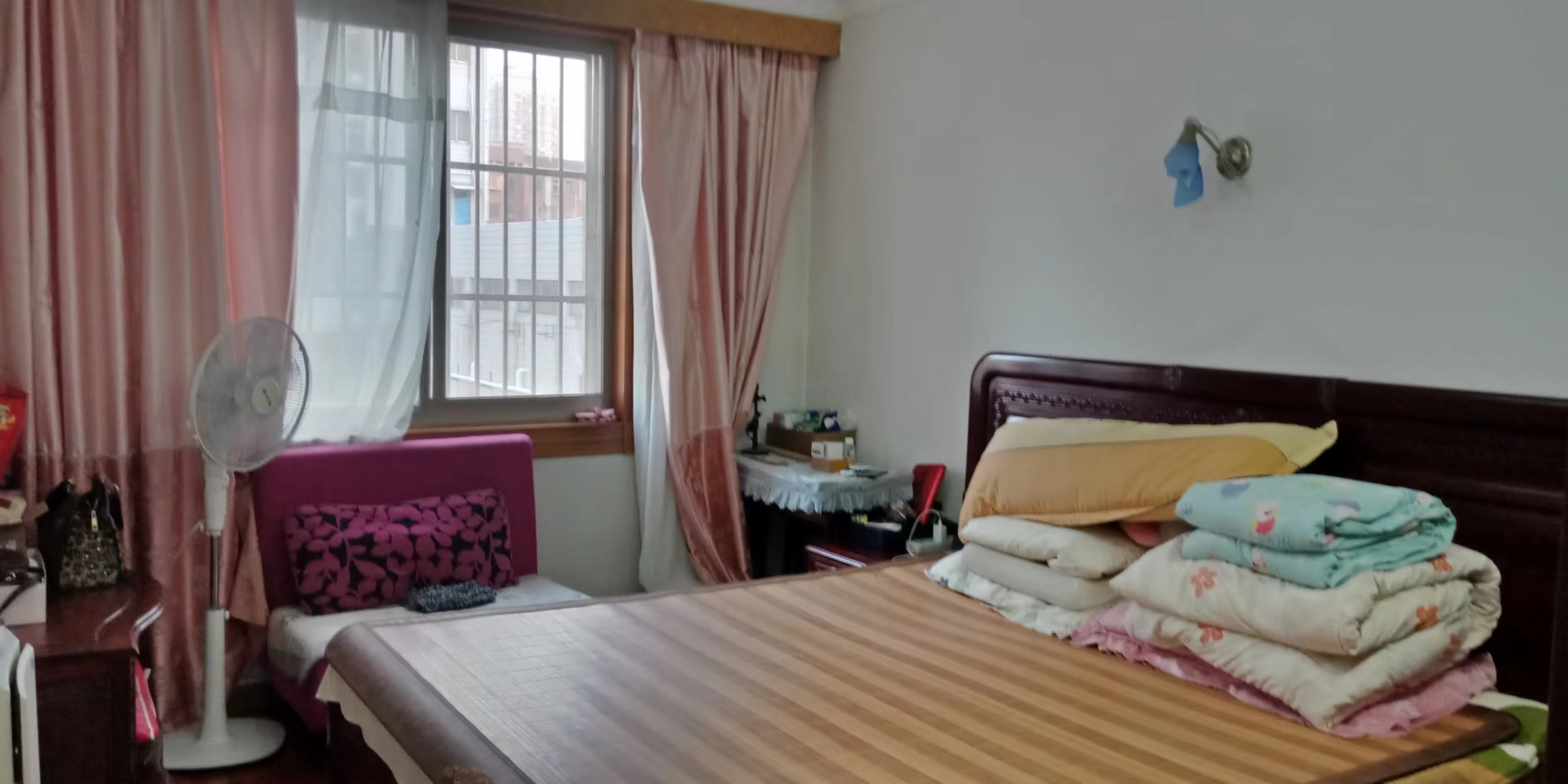 富贵园 3室2厅1卫 148m&sup2;