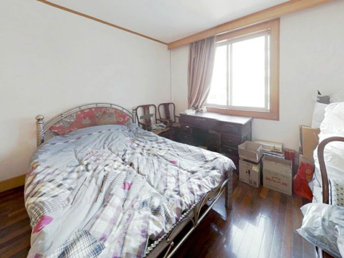 新海通花园 3室2厅1卫 129m&sup2;