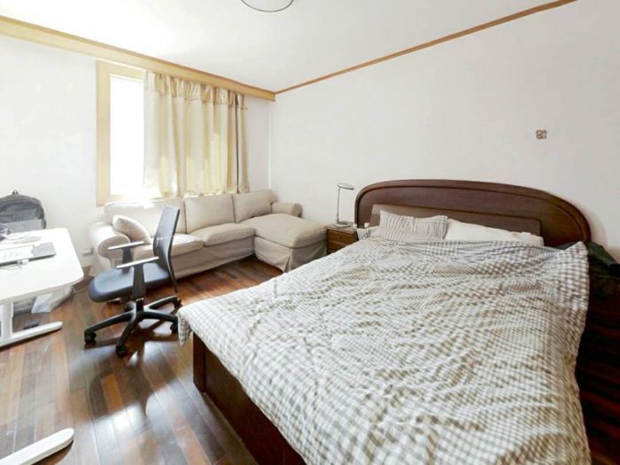新海通花园 3室2厅1卫 129m&sup2;