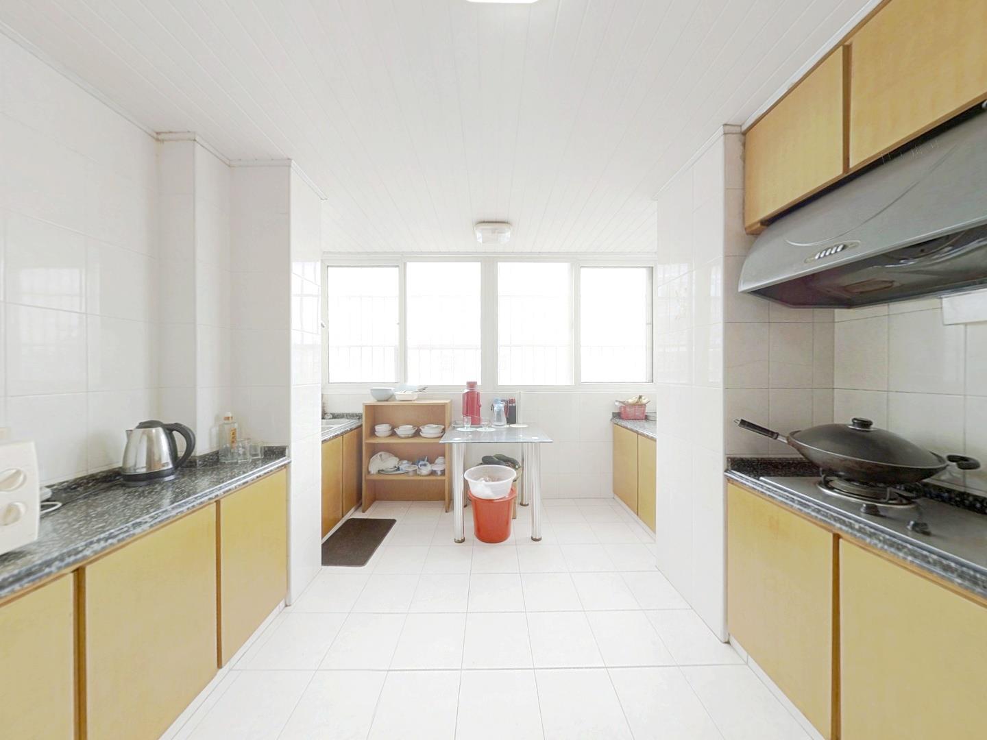 越江新村 3室2厅1卫 127.8m&sup2;