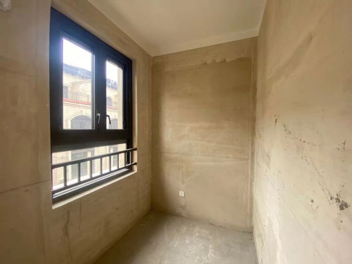 万科有湖（翡翠心湖） 3室2厅3卫 127m&sup2;