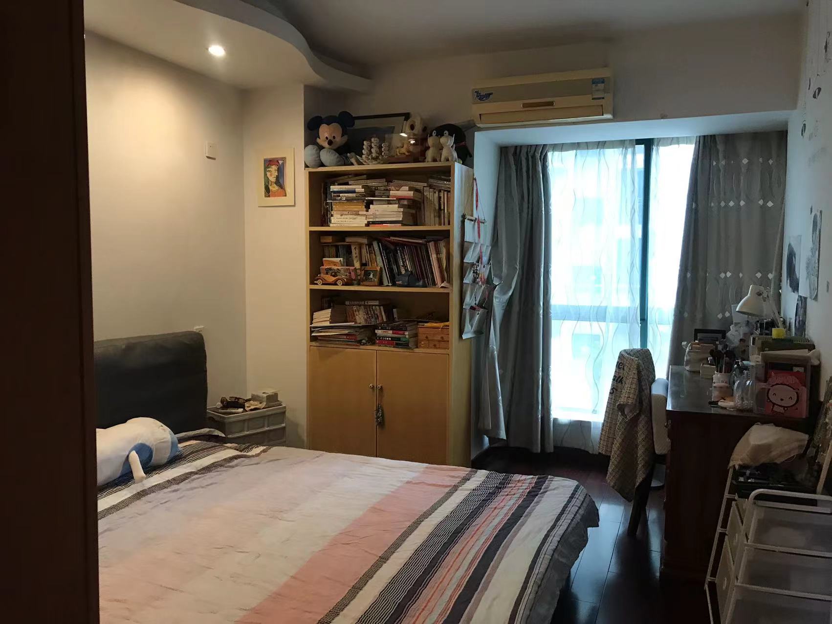 佳利秀水公寓 4室1厅2卫 196.00m&sup2;