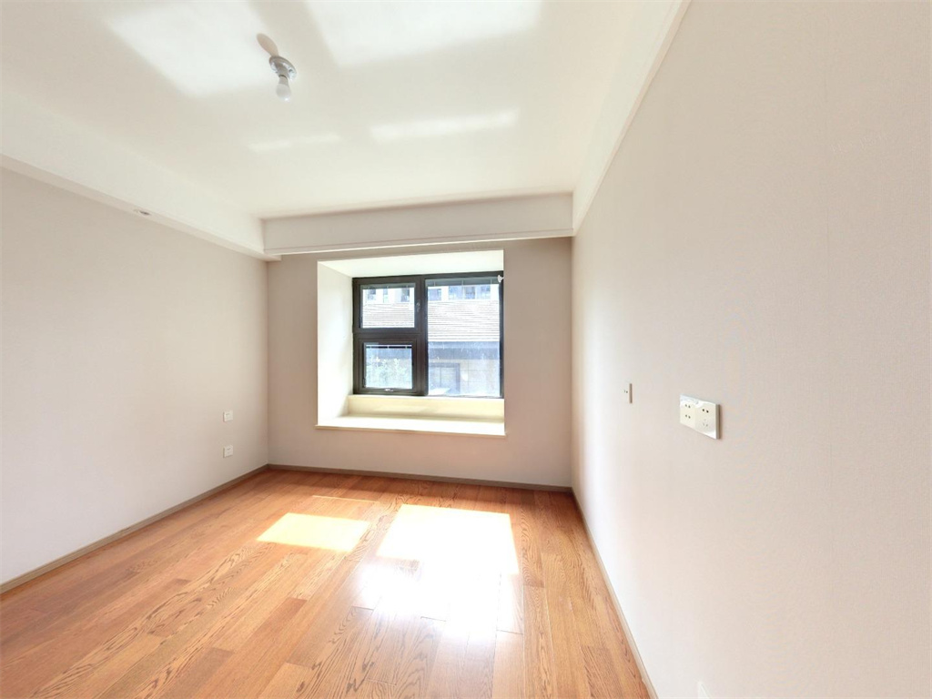 万濠禧园 3室2厅2卫 128m&sup2;