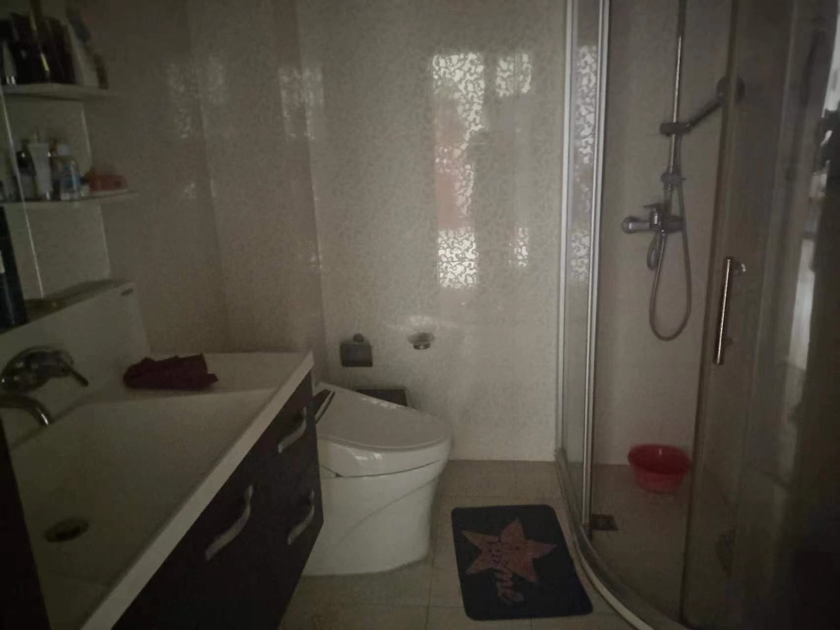 南通大厦 4室2厅3卫 240m&sup2;