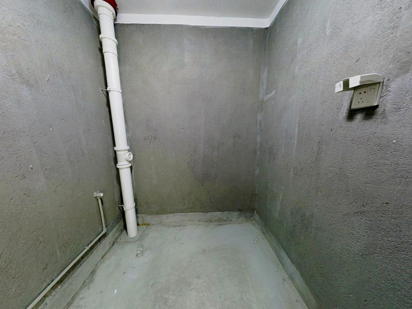 红星嘉苑 3室2厅2卫 139m&sup2;