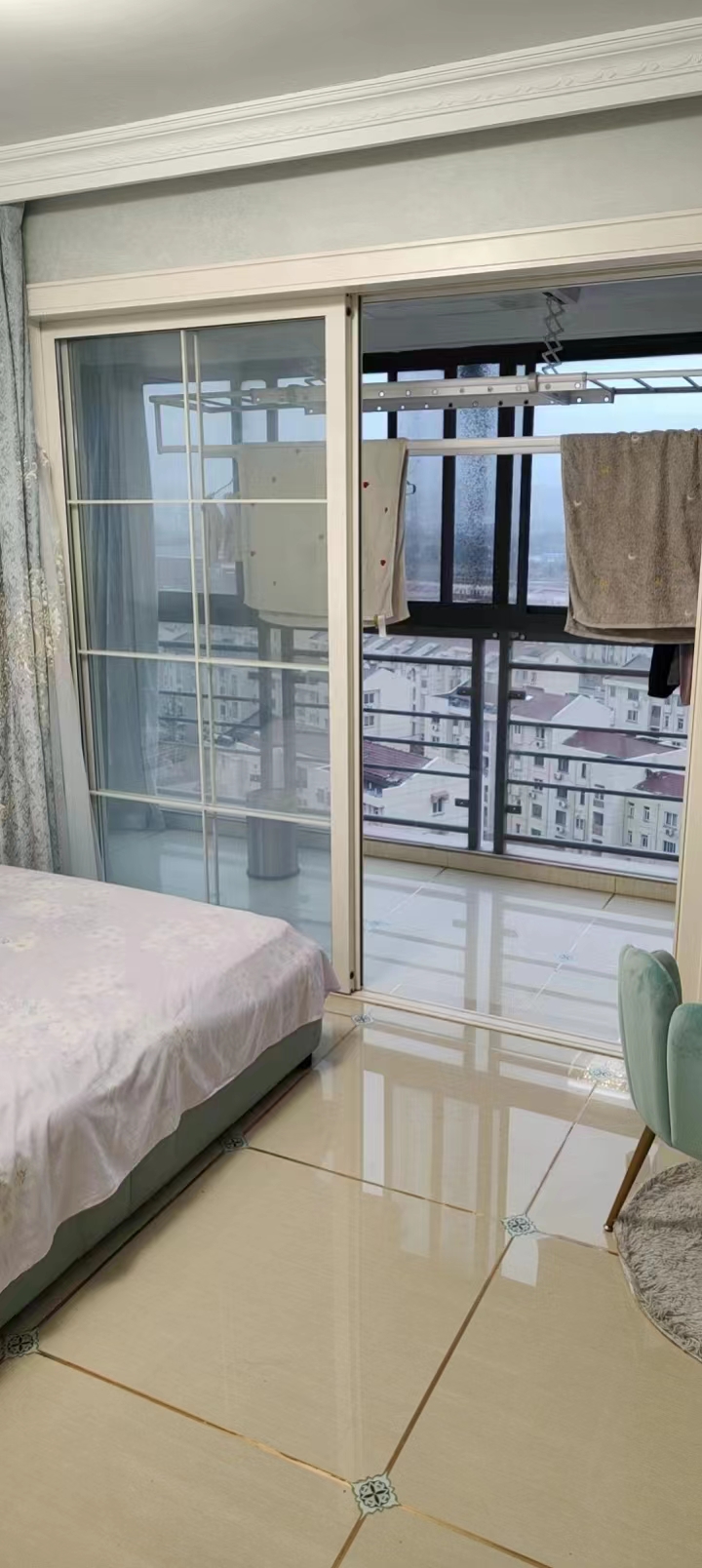 民生滨江丽景花园 2室1厅1卫 93m&sup2;