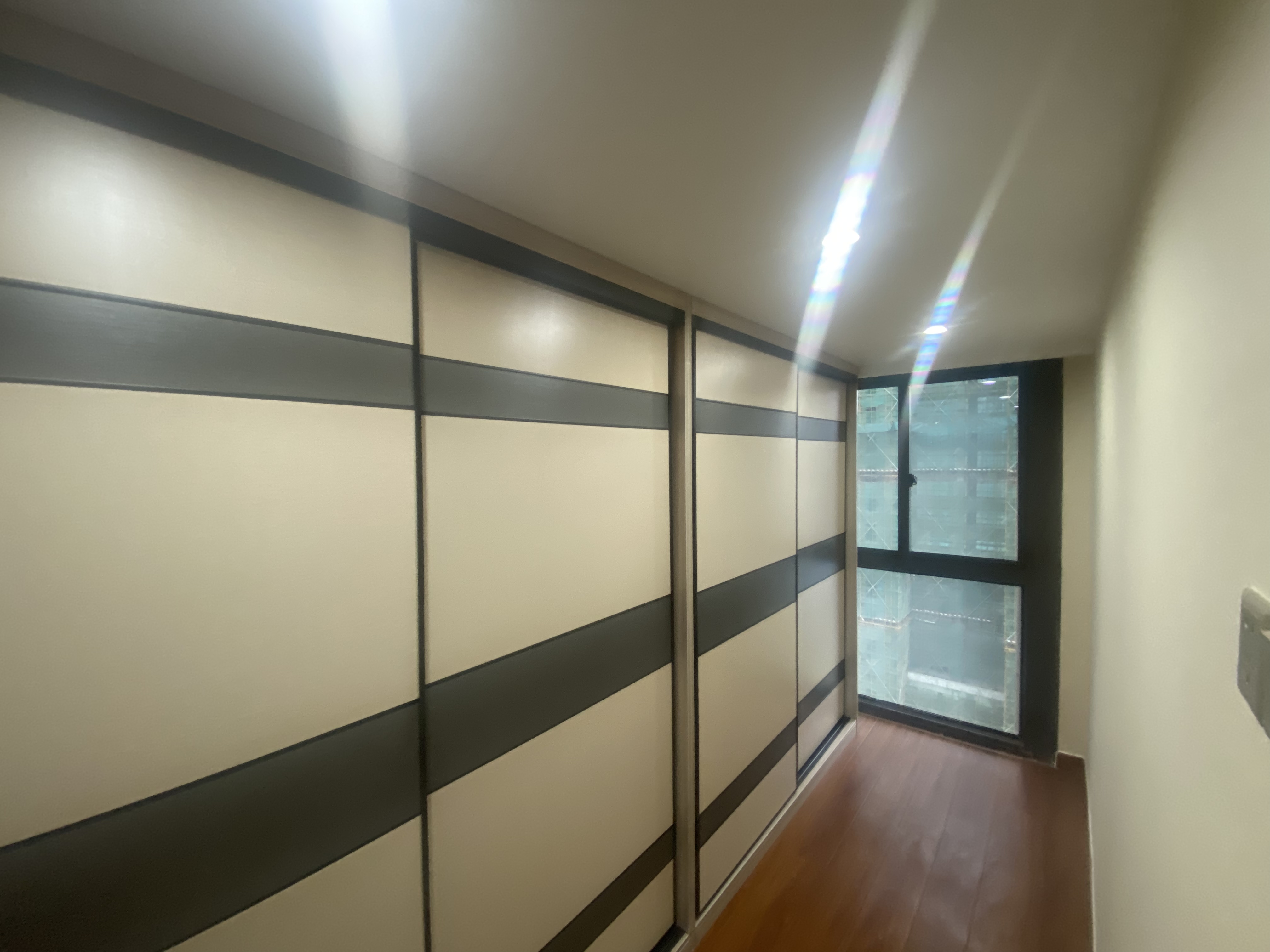 纽约时代 3室2厅1卫 60.00m&sup2;