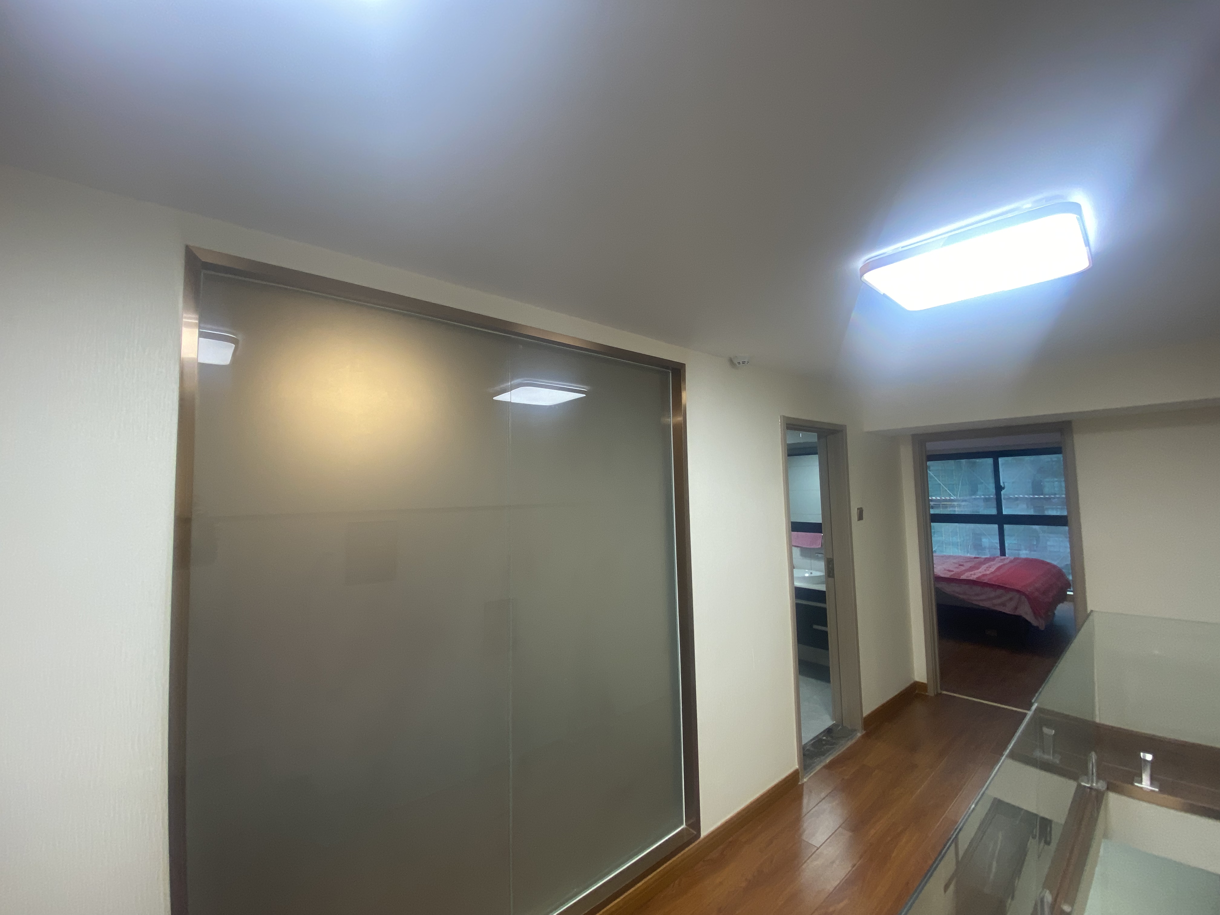 纽约时代 3室2厅1卫 60.00m&sup2;