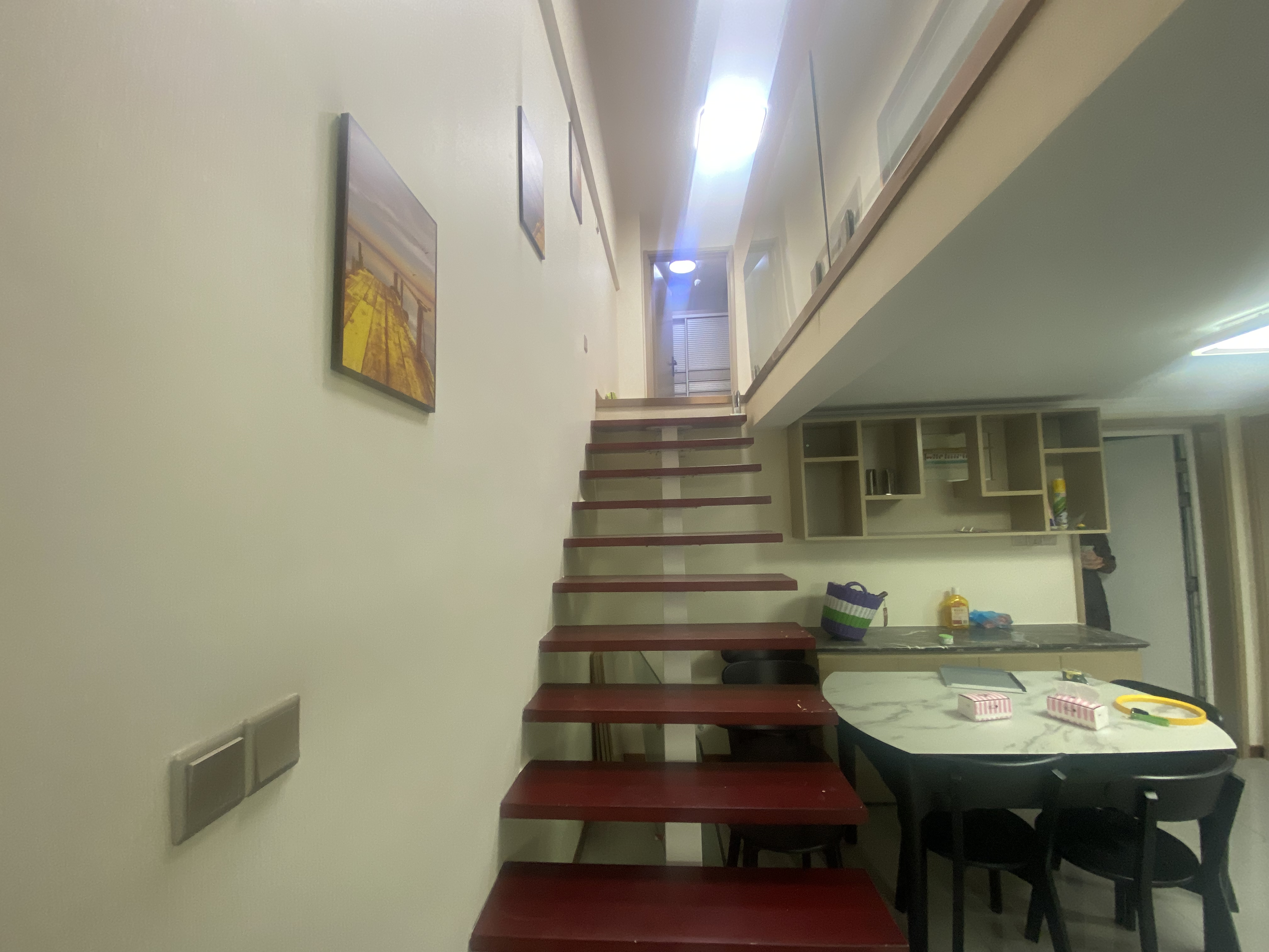 纽约时代 3室2厅1卫 60.00m&sup2;