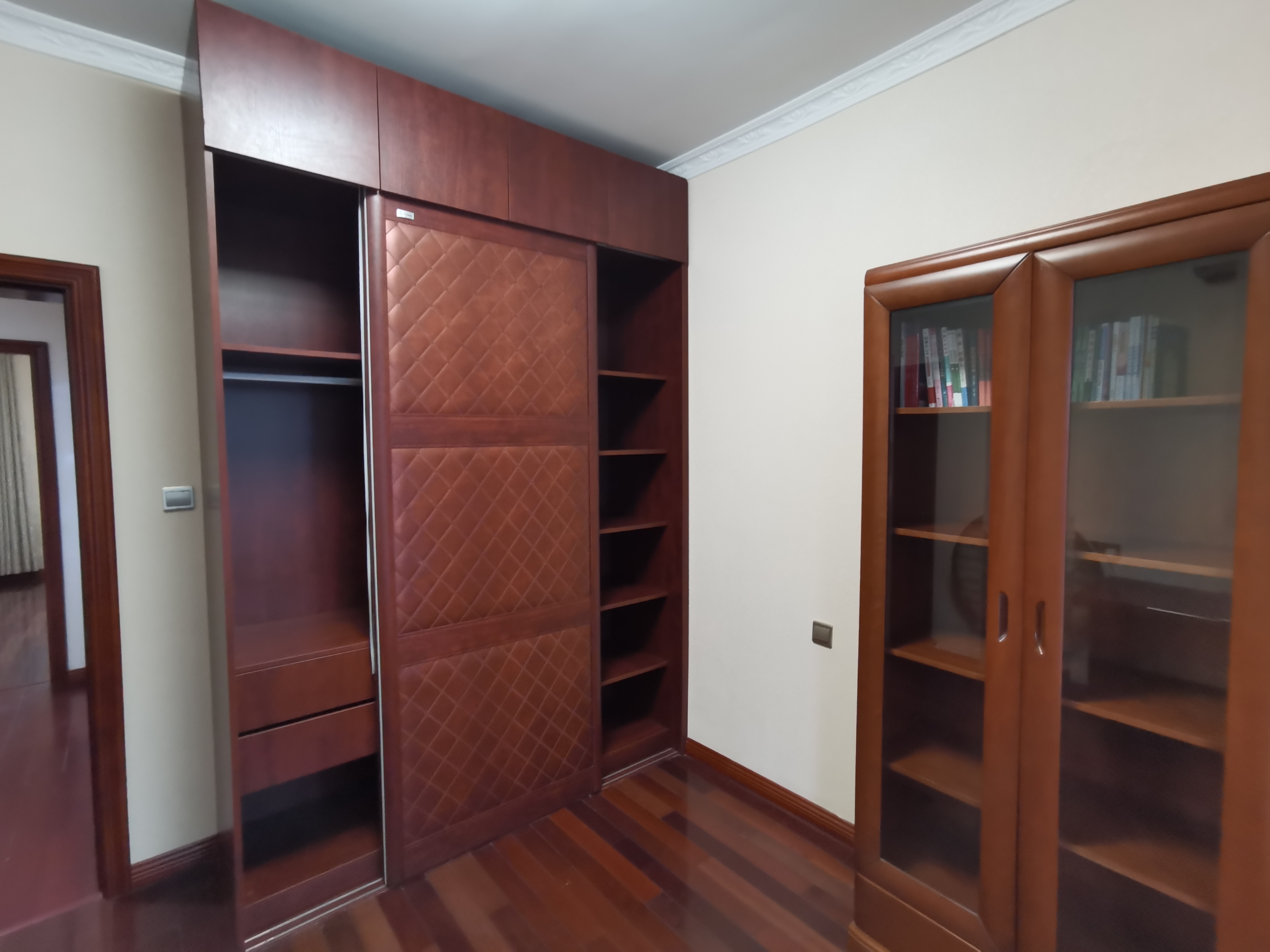尚海湾 3室2厅1卫 128.00m&sup2;