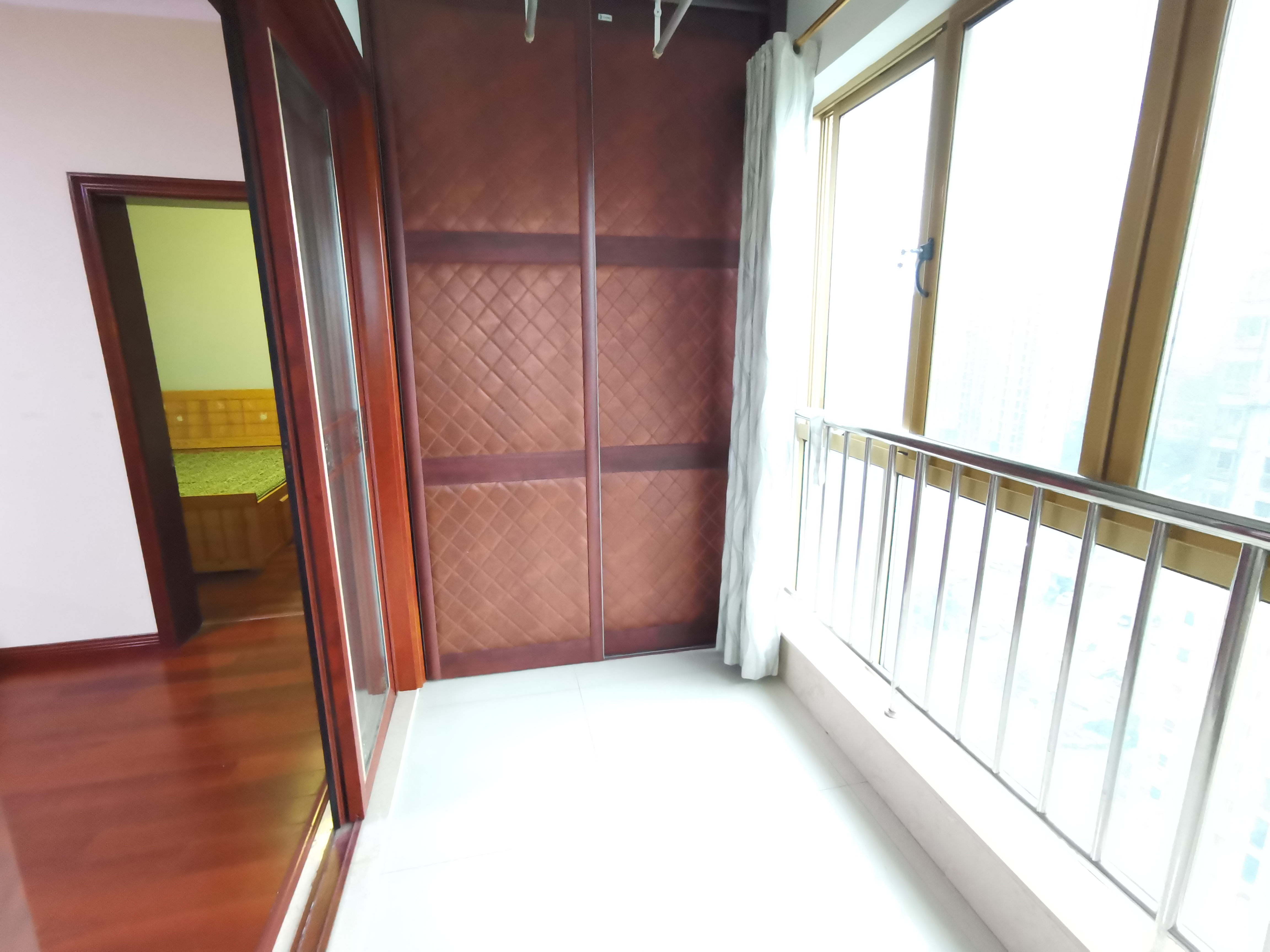 尚海湾 3室2厅1卫 128.00m&sup2;