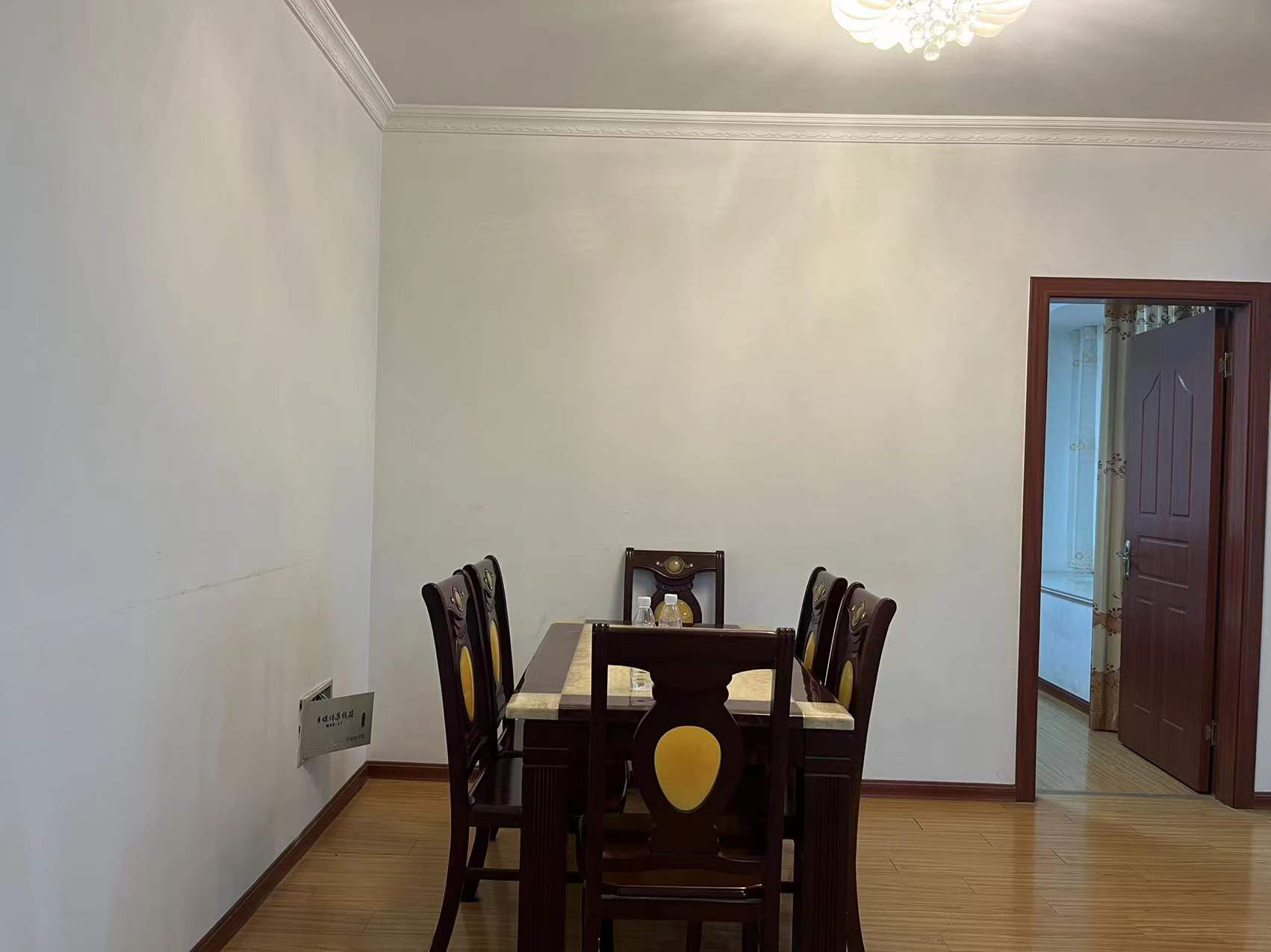 七星花园 2室2厅1卫 105m²