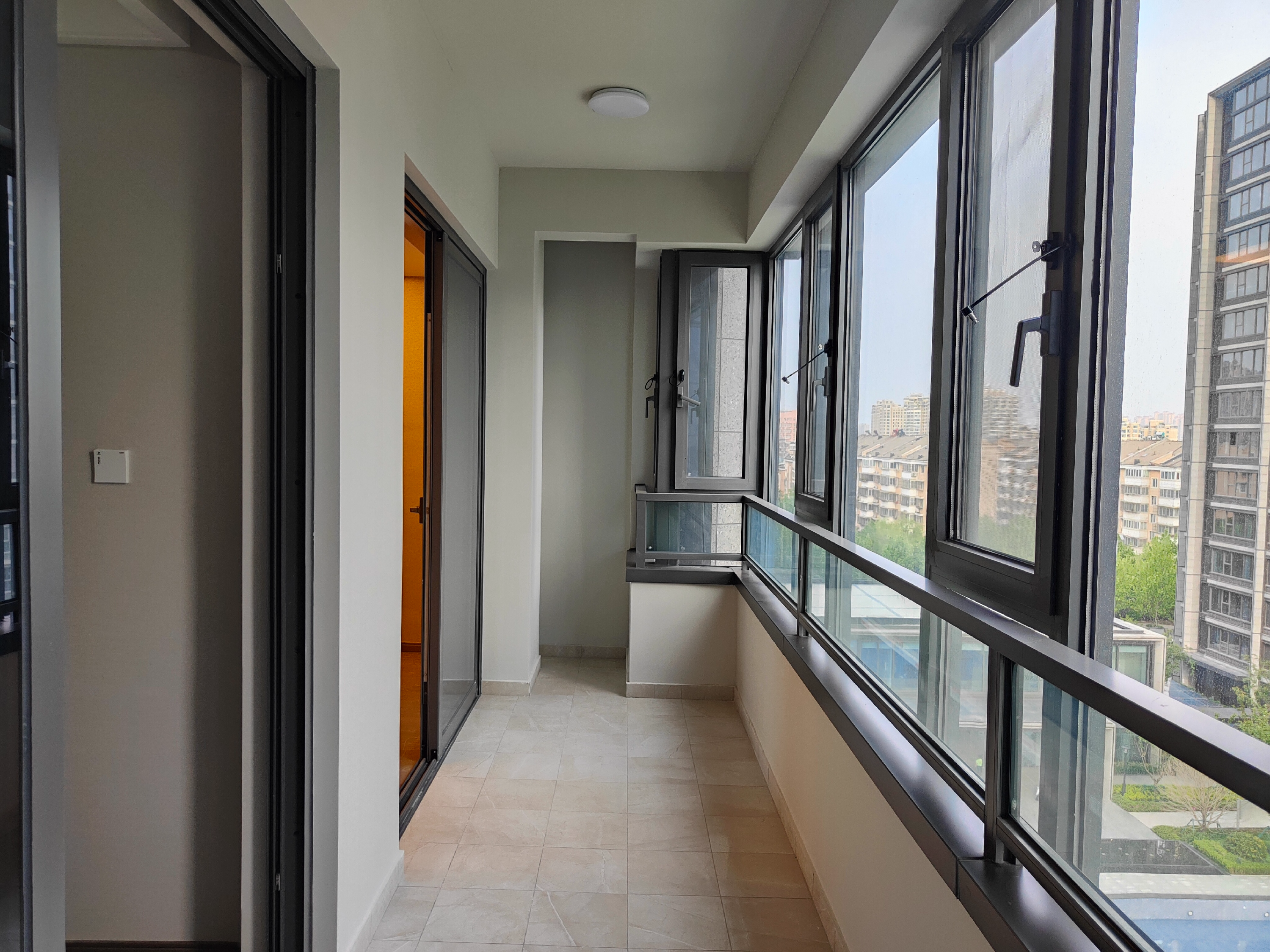 绿城&middot;晓风印月 3室2厅2卫 120m&sup2;