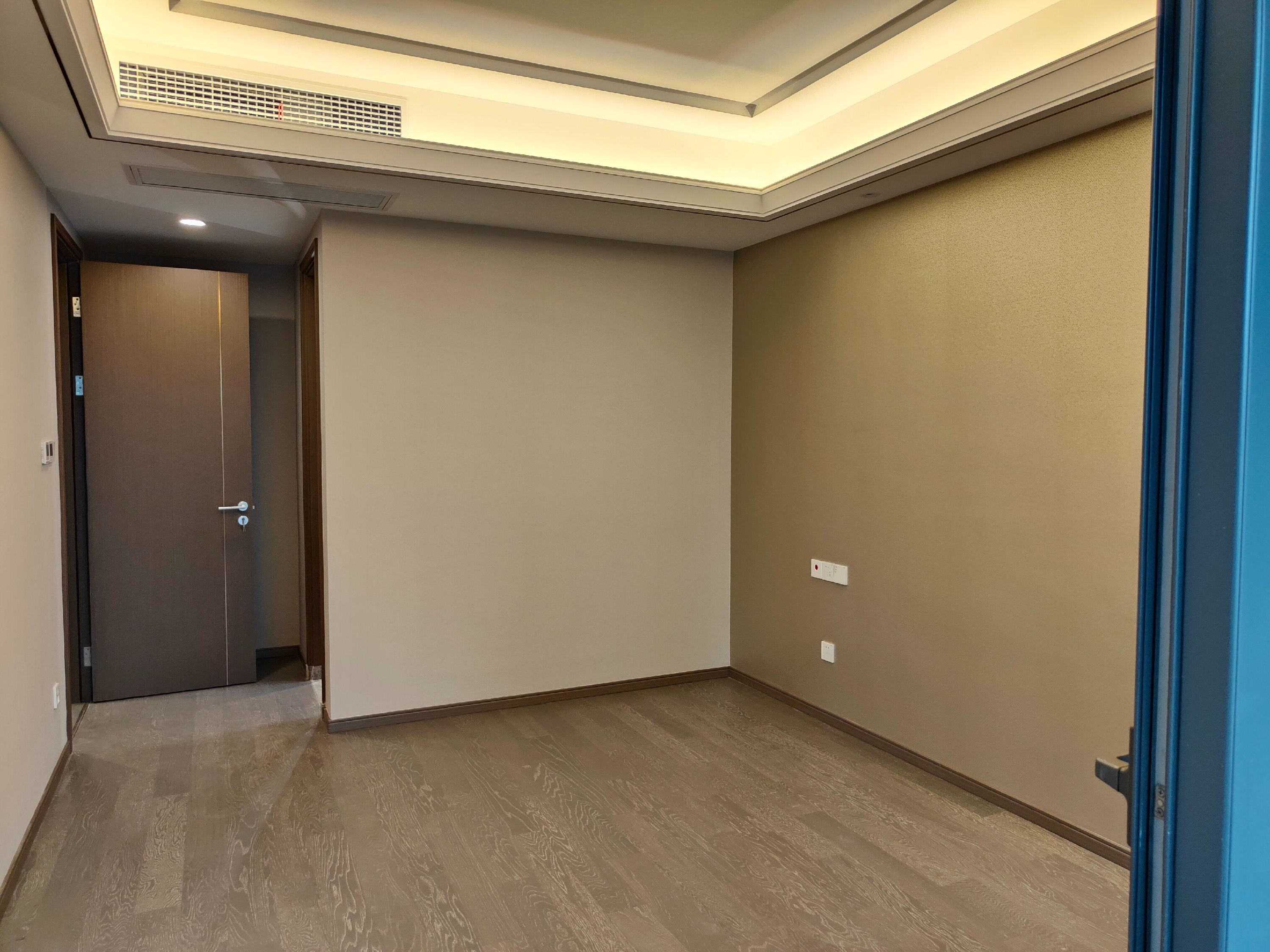 绿城&middot;晓风印月 3室2厅2卫 120m&sup2;
