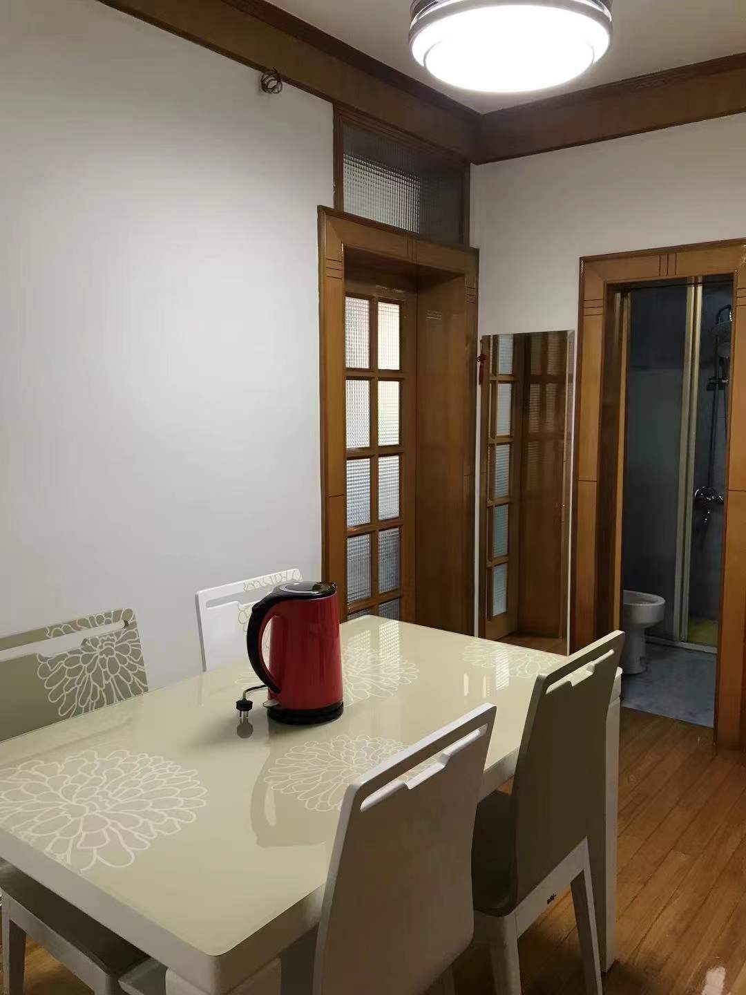 易家桥新村 2室1厅1卫 65m&sup2;