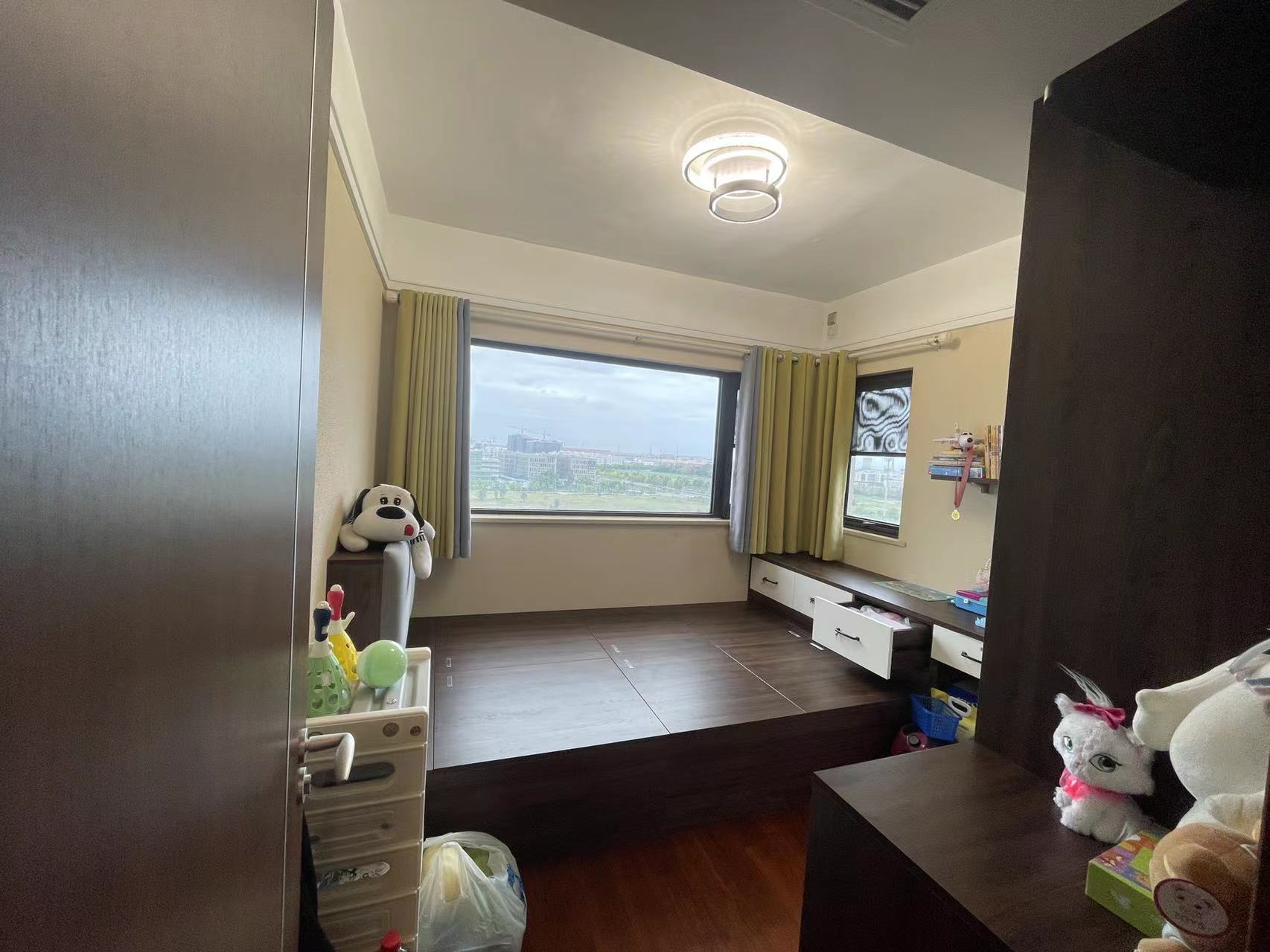 万科城市之光 3室2厅2卫 120m&sup2;