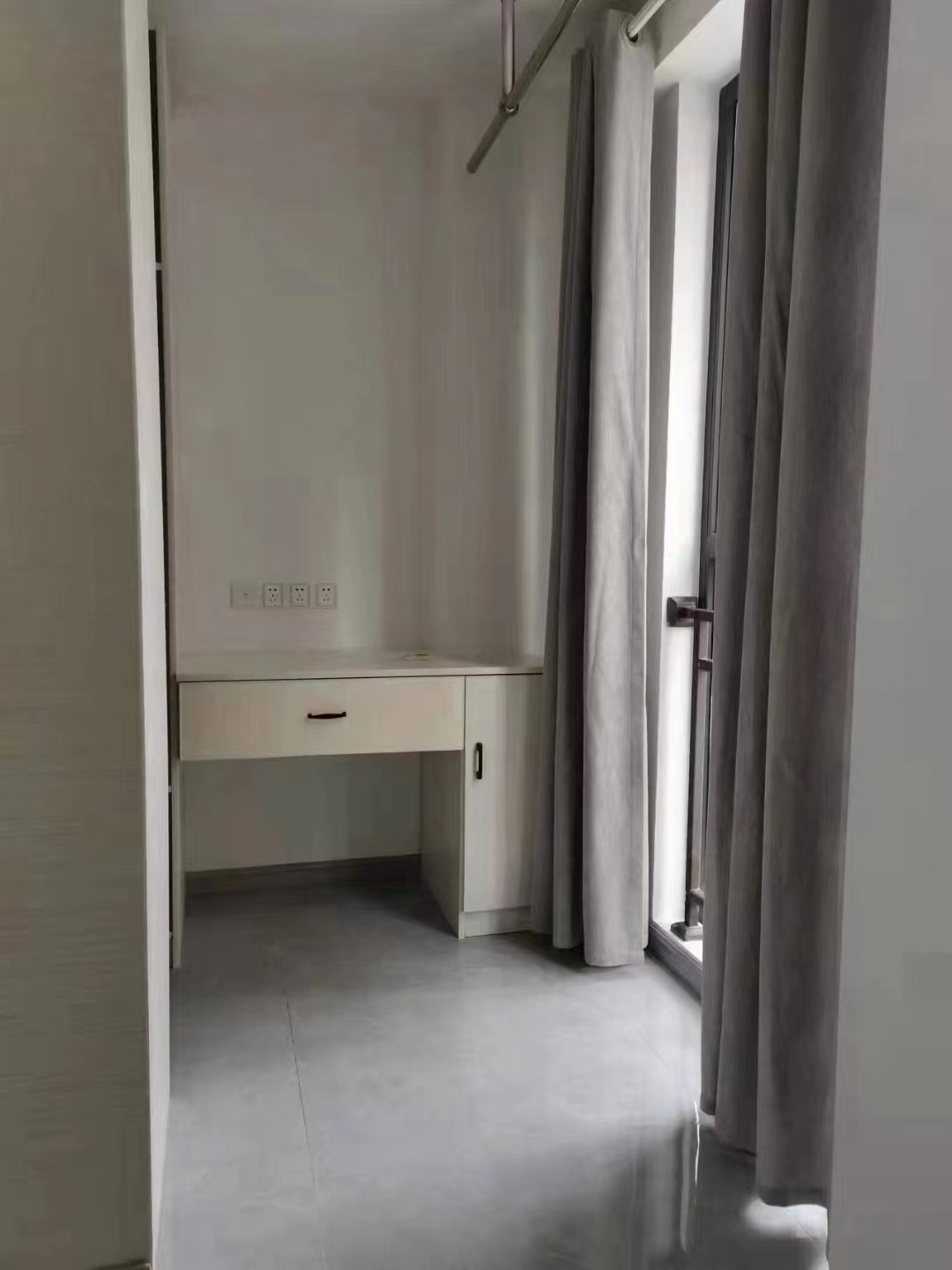 绿地智公馆 1室1厅1卫 46m&sup2;