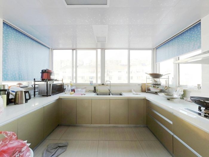 滨河东城 5室2厅1卫 134.00m&sup2;