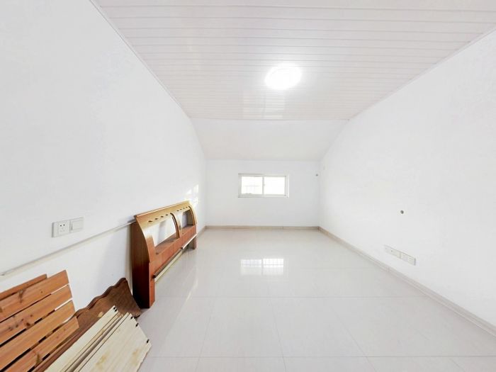 滨河东城 5室2厅1卫 134.00m&sup2;