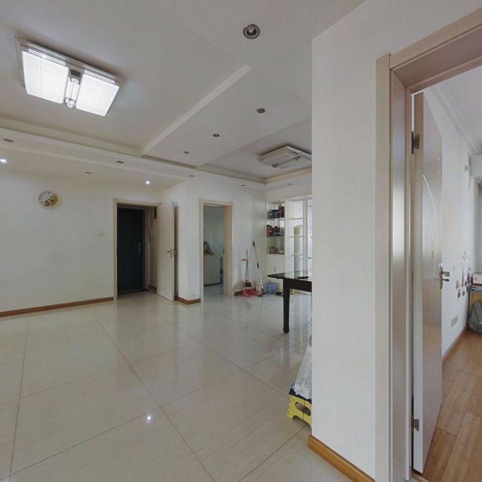 滨河东城 5室2厅1卫 134.00m&sup2;