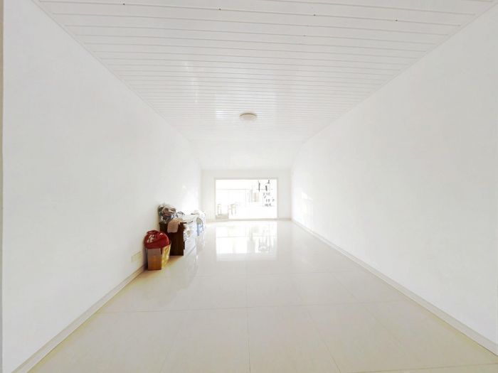 滨河东城 5室2厅1卫 134.00m&sup2;