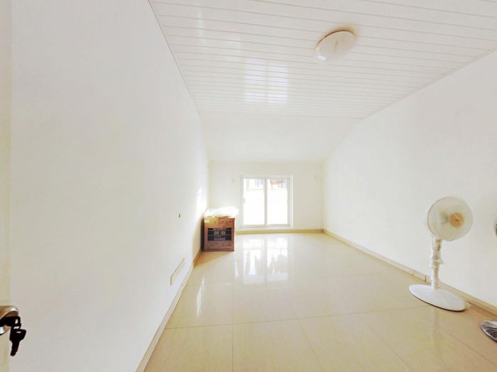 滨河东城 5室2厅1卫 134.00m&sup2;