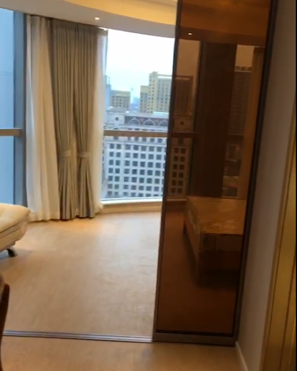 华润悦玺 1室1厅1卫 62m&sup2;