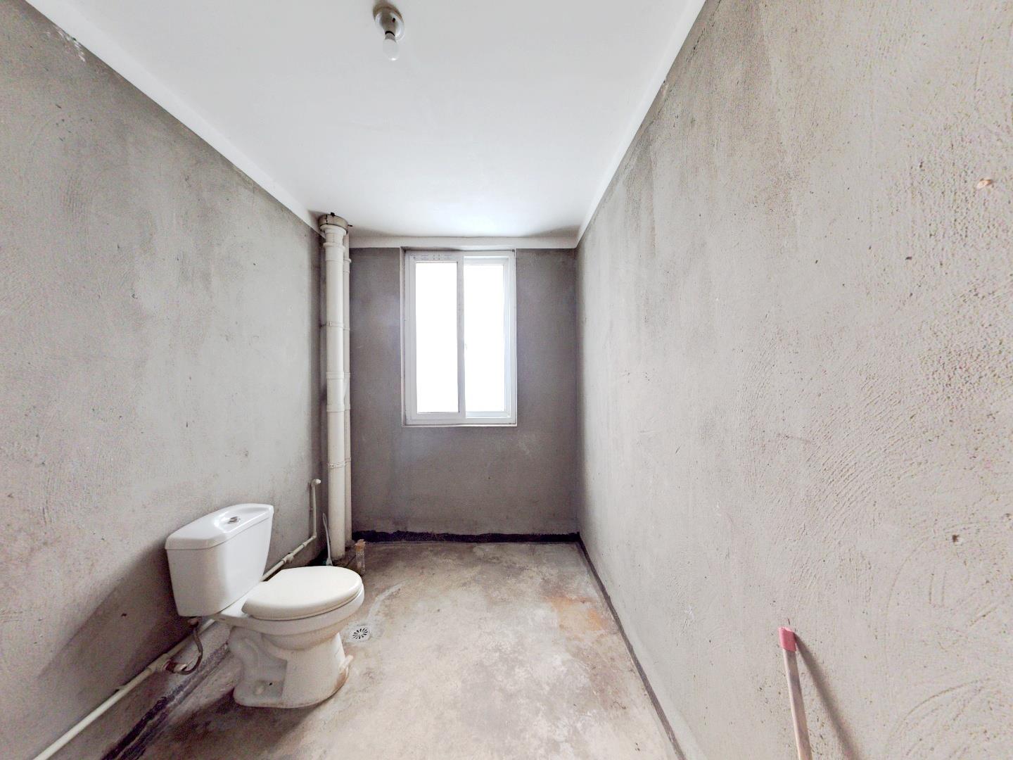 永怡家园 3室2厅1卫 133m&sup2;