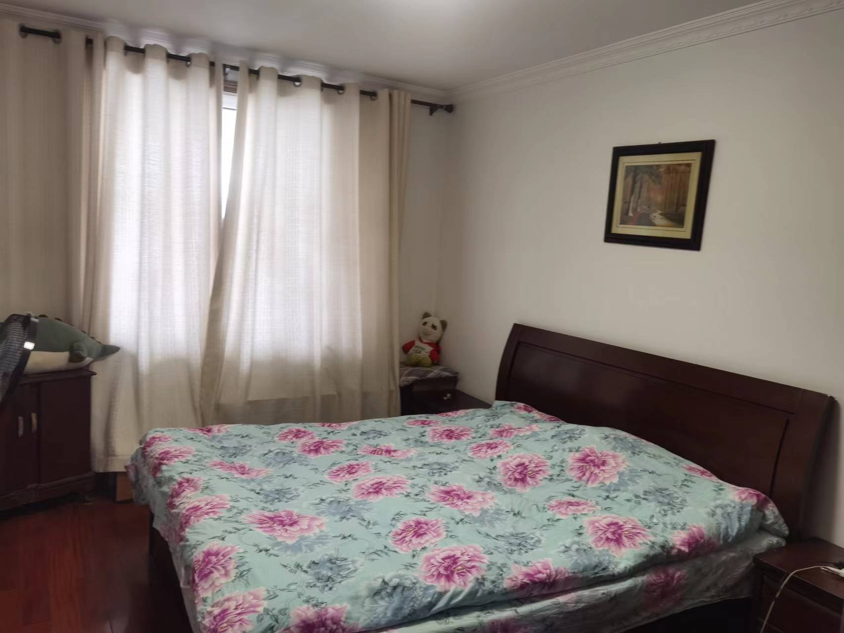 金辉花园 4室2厅2卫 143m&sup2;
