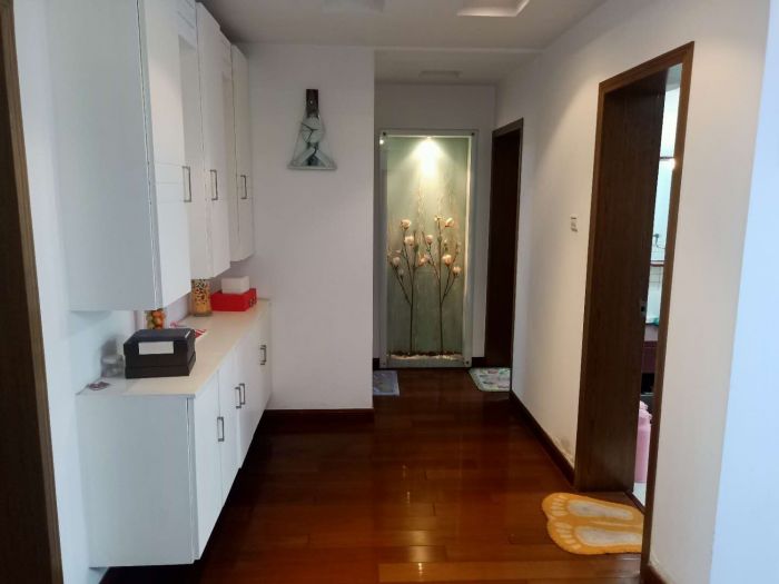 东昇花园 3室2厅1卫 135.6m&sup2;