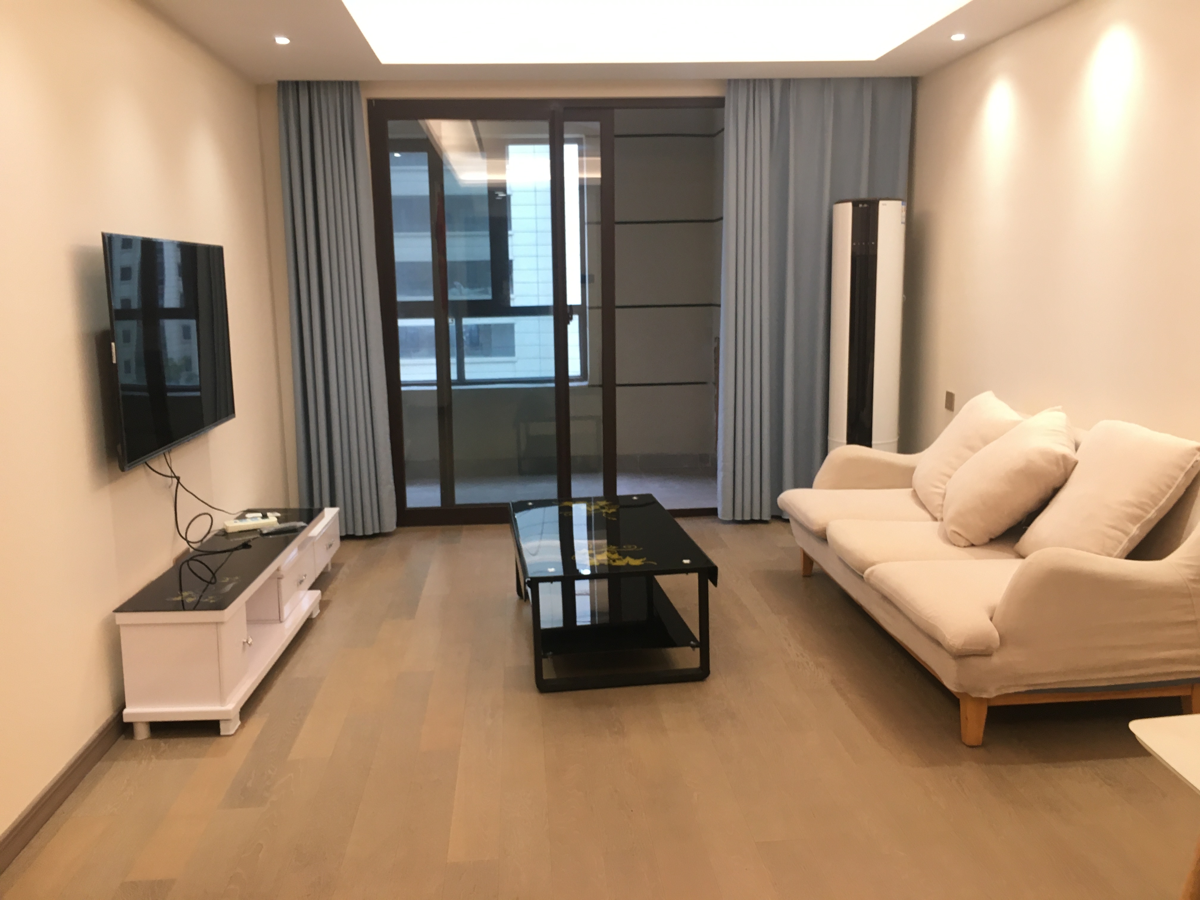 中创大都会 3室2厅2卫 115m&sup2;