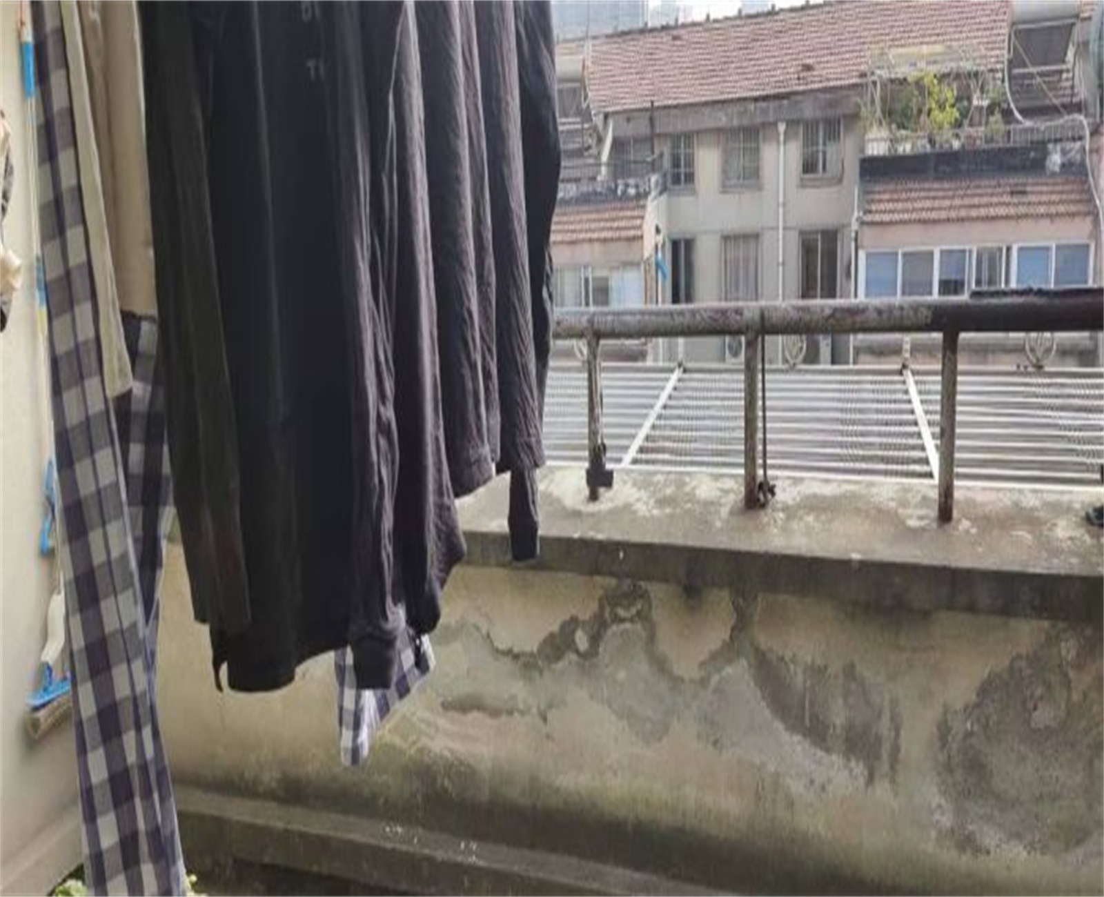 濠西园 4室2厅1卫 79.38m&sup2;