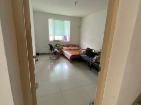 滨河东城 5室2厅2卫 140m&sup2;