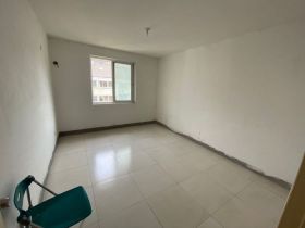 滨河东城 5室2厅2卫 140m&sup2;