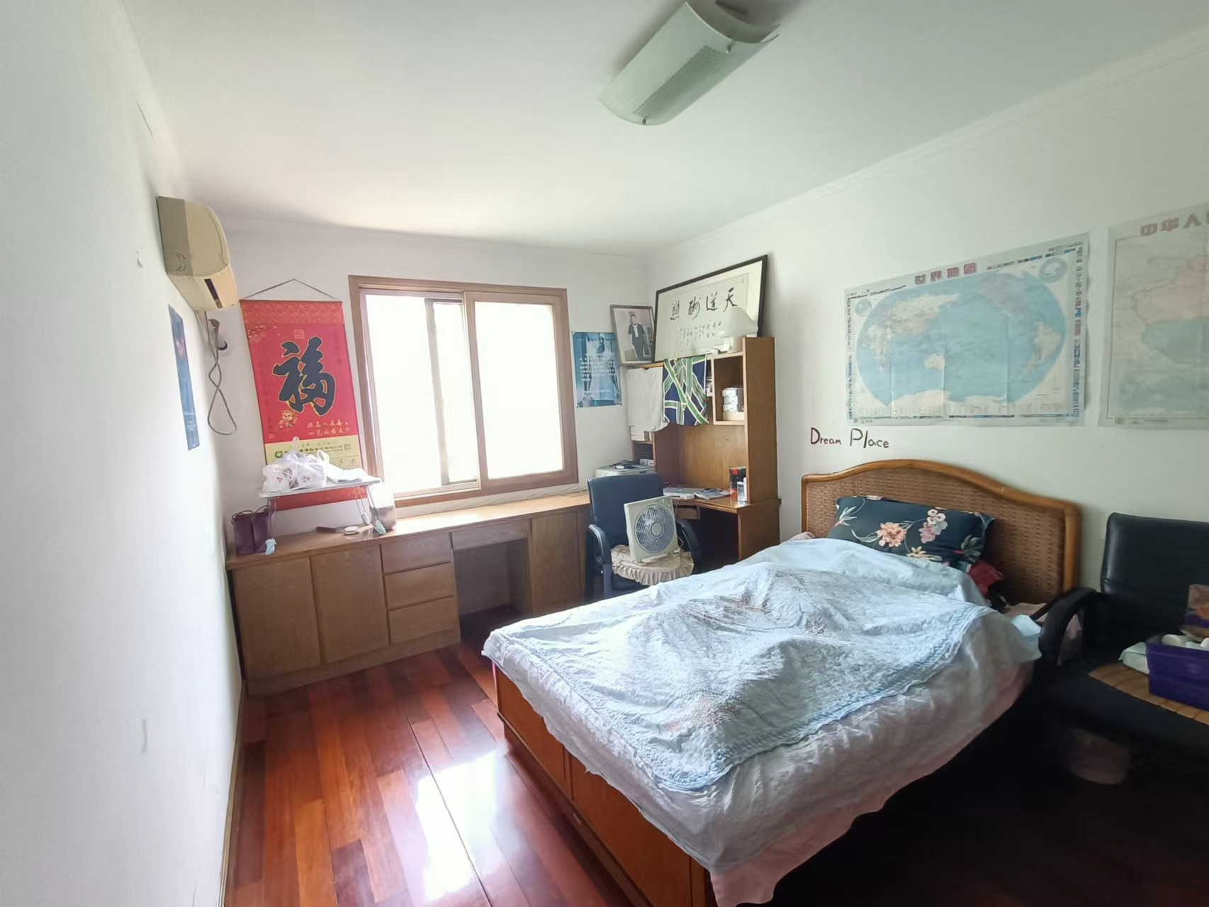 朝晖花园 3室2厅2卫 127.79m&sup2;