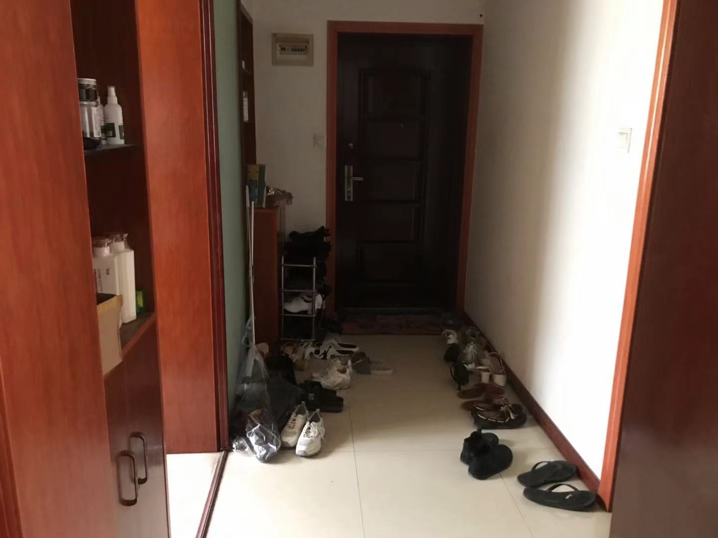 虹桥新村(朝霞路) 2室1厅1卫 75.00m&sup2;