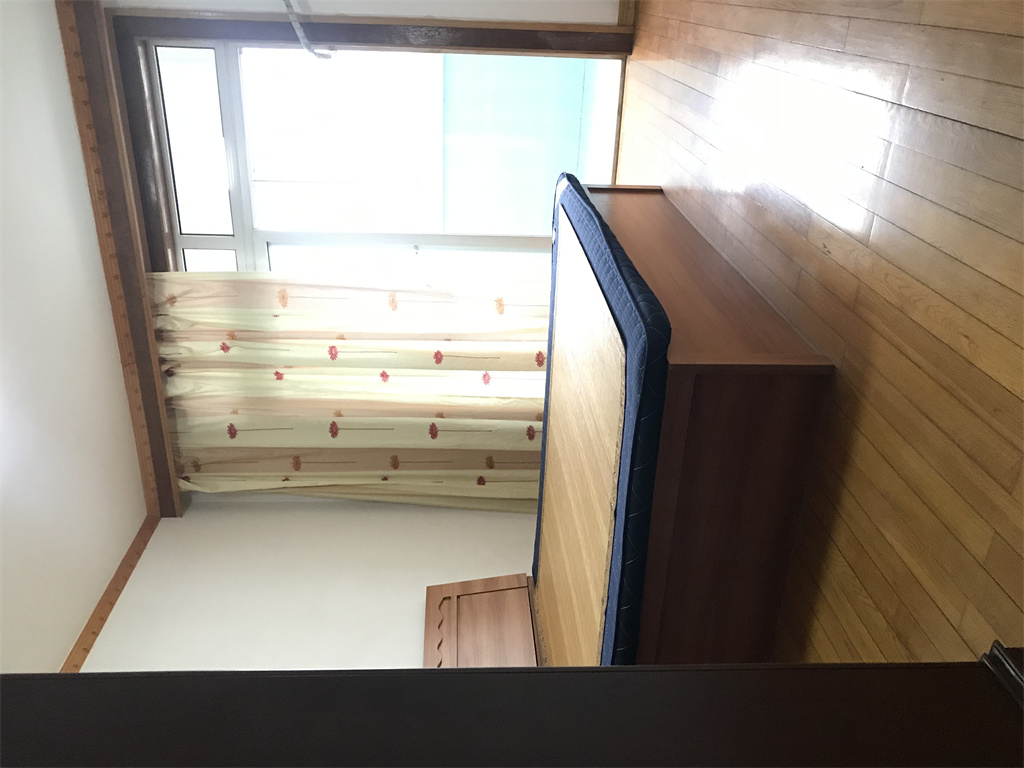 教育新村 5室2厅2卫 160m&sup2;
