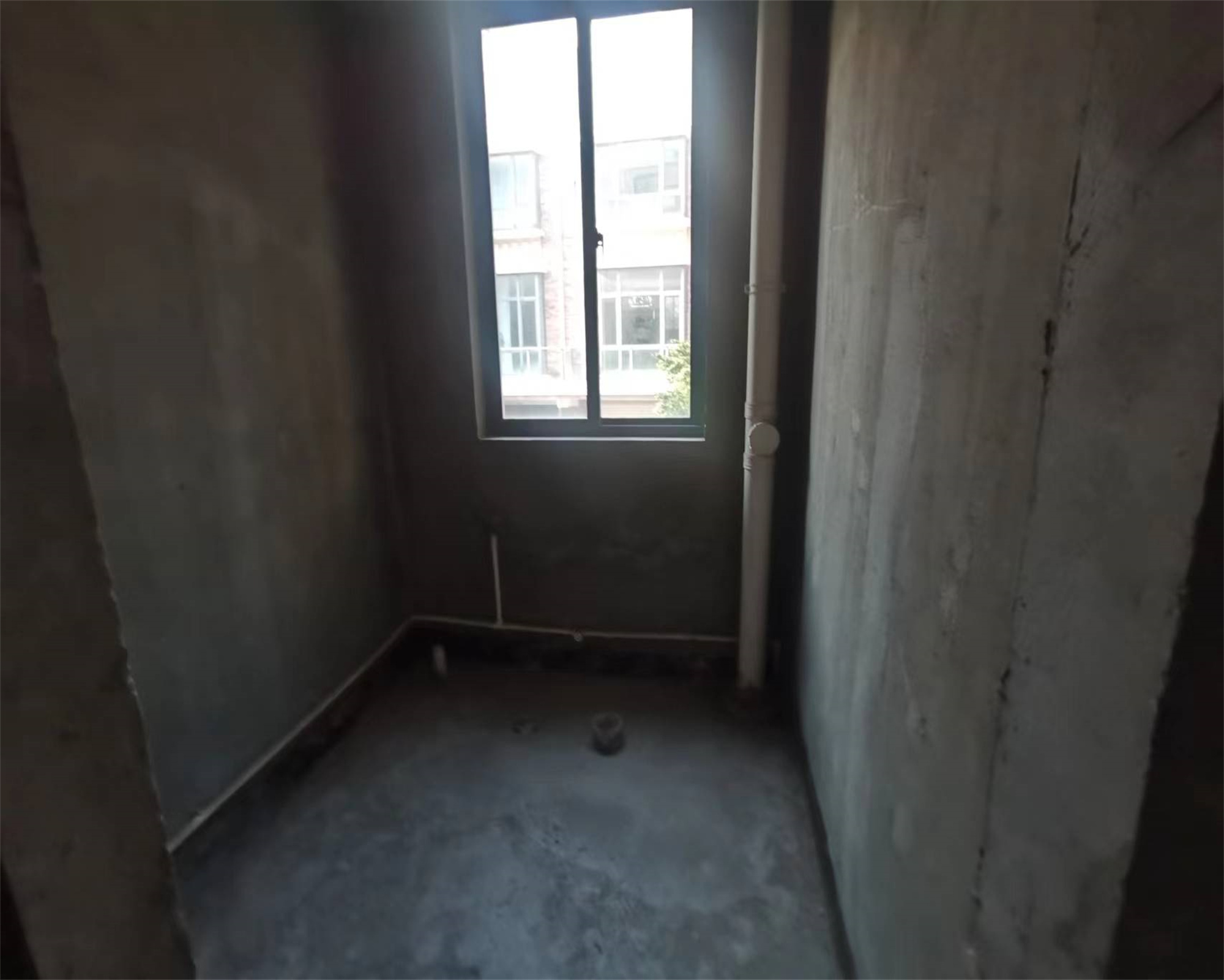 香槟美墅 5室2厅3卫 315.00m²