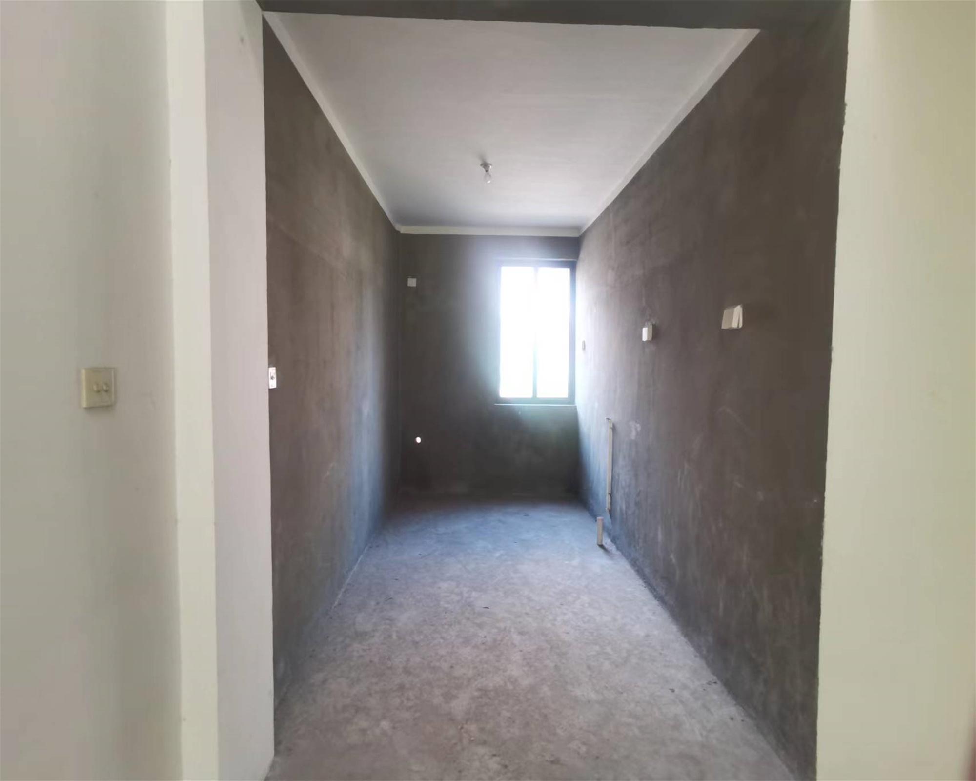 香槟美墅 5室2厅3卫 315.00m²