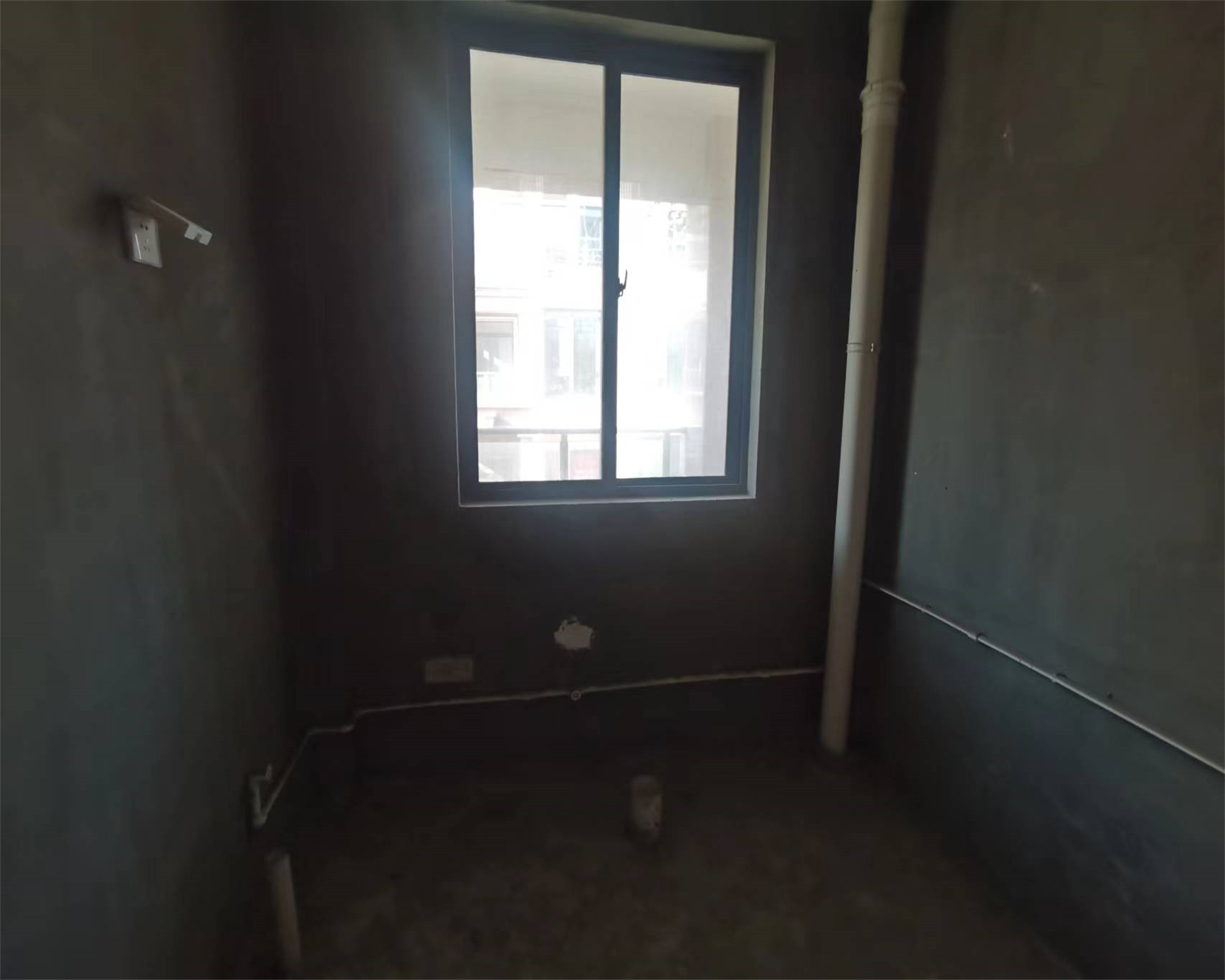 香槟美墅 5室2厅3卫 315.00m²