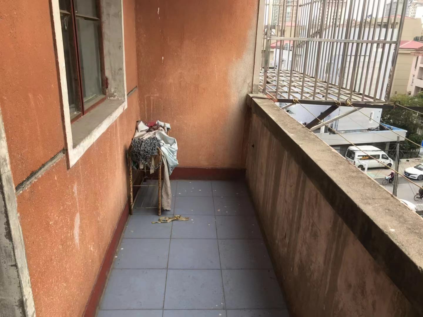 莘园路44号 2室1厅1卫 60m&sup2;