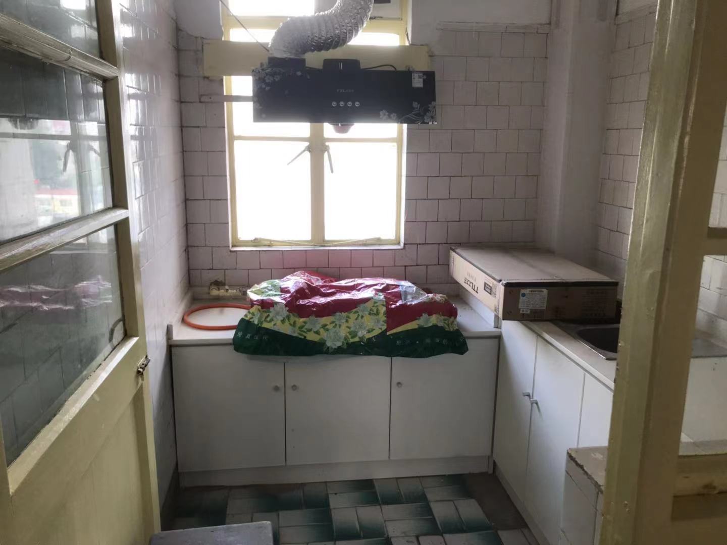 莘园路44号 2室1厅1卫 60m&sup2;